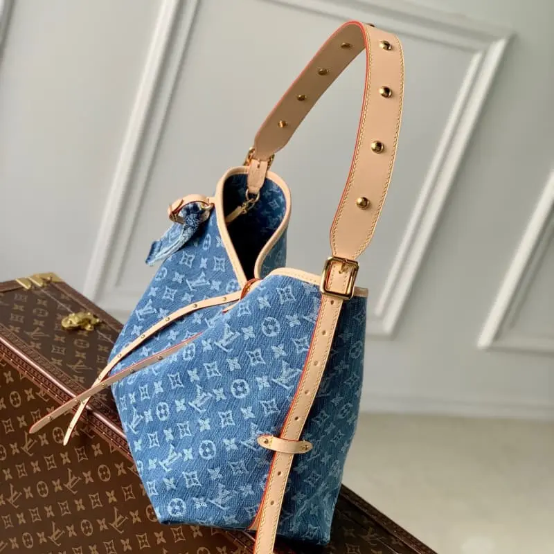 M46855 blue 39x30x15cm High Quality Bags - Image 3