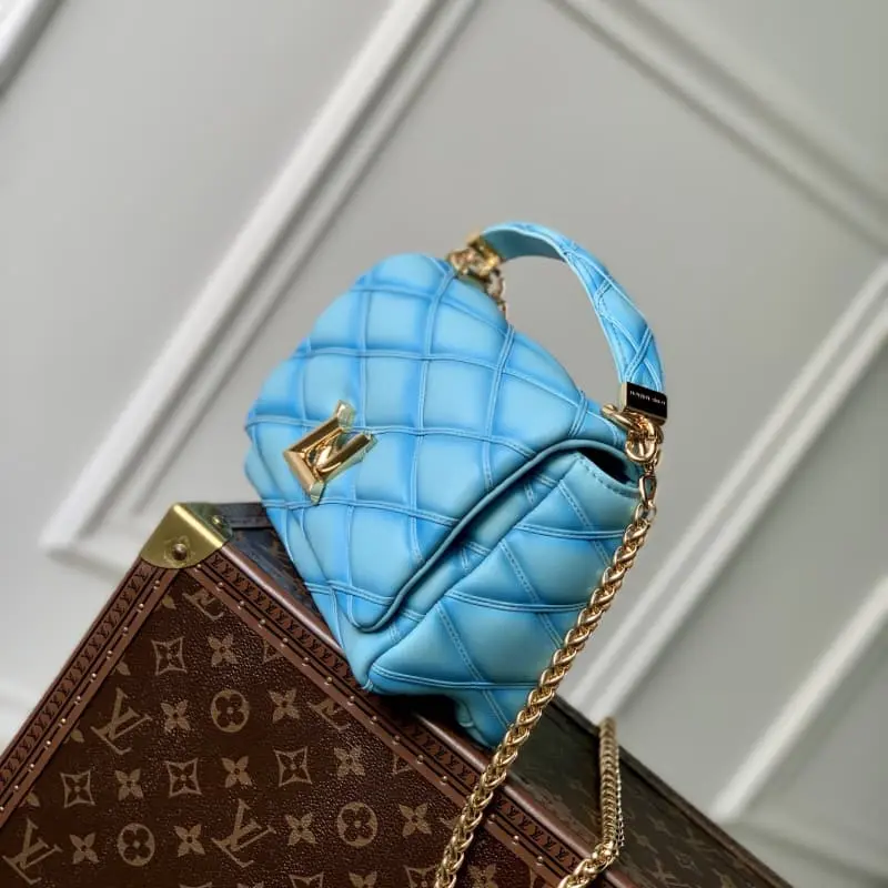 M22891 S1 23x16x10cm High Quality Bags - Image 3