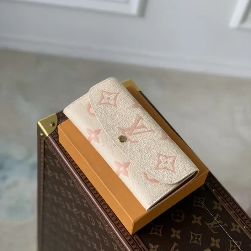 M82341 S3 19x10x2cm High Quality Bags - Image 3