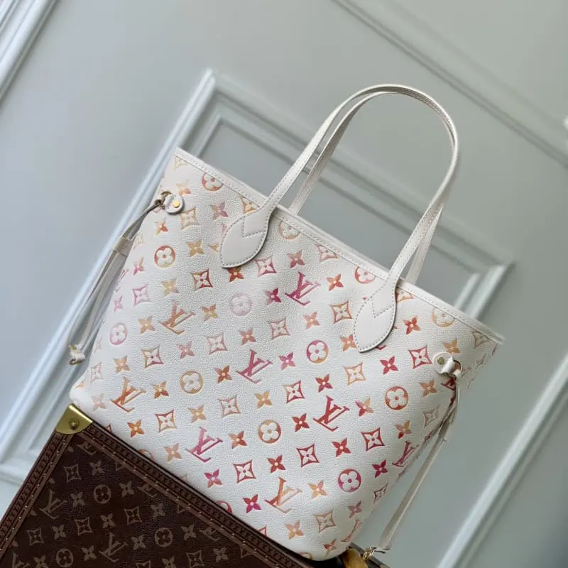 M47080 31x28x14cm High Quality Bags - Image 3