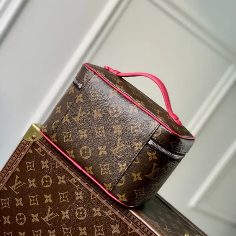 M44495 Rose Red 20x13.5x12cm High Quality Bags - Image 3