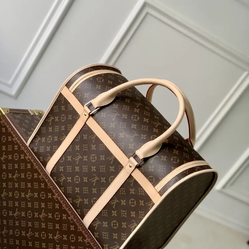 M45662 44x32x23cm High Quality Bags - Image 3