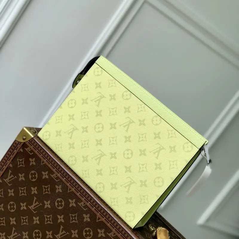 M14011 26x20cm High Quality Bags - Image 3