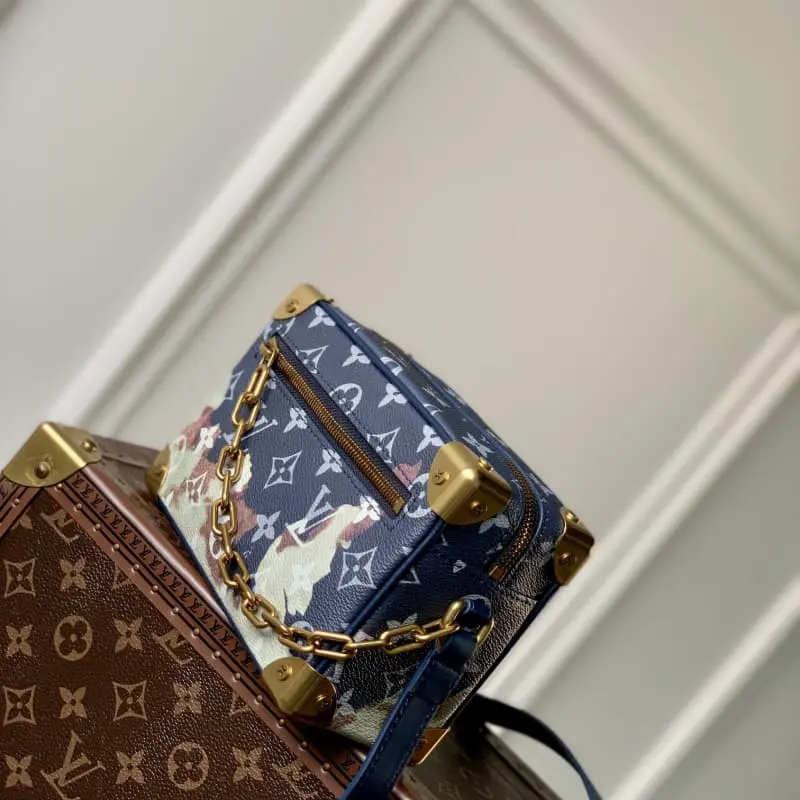 M23731 18.5x13x8cm High Quality Bags - Image 3