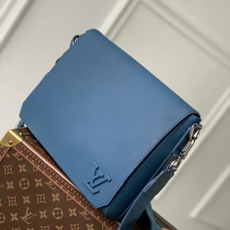 M23709 S2 28x24x10cm High Quality Bags - Image 3