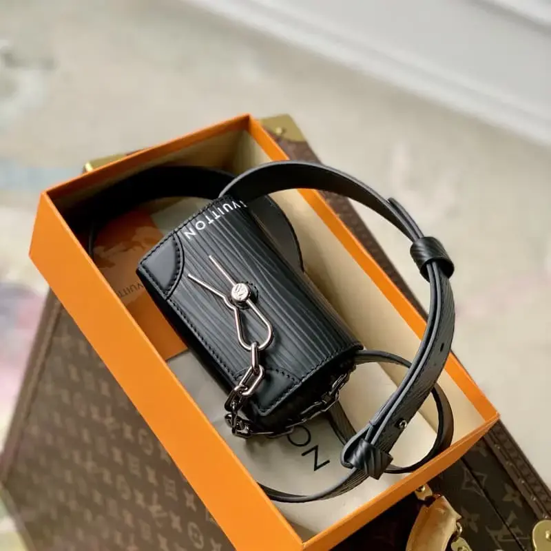 M23837 S1 13x8x4.5cm High Quality Bags - Image 3