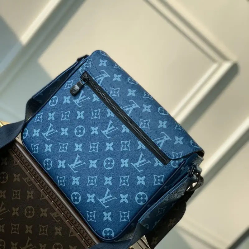 M23785 Blue 26x20x7cm High Quality Bags - Image 3