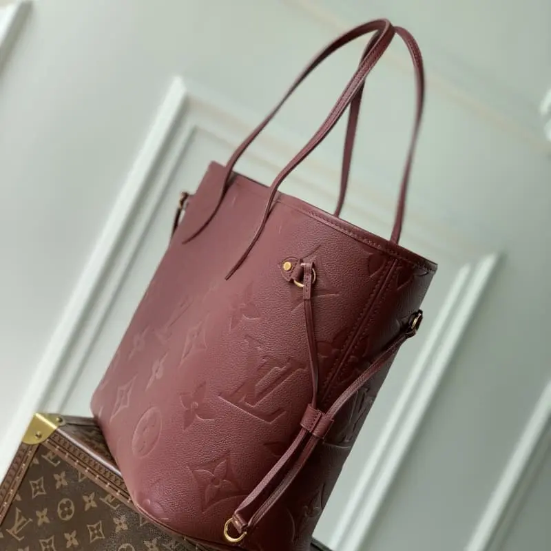 M45685 Burgundy 31x28x14cm High Quality Bags - Image 3