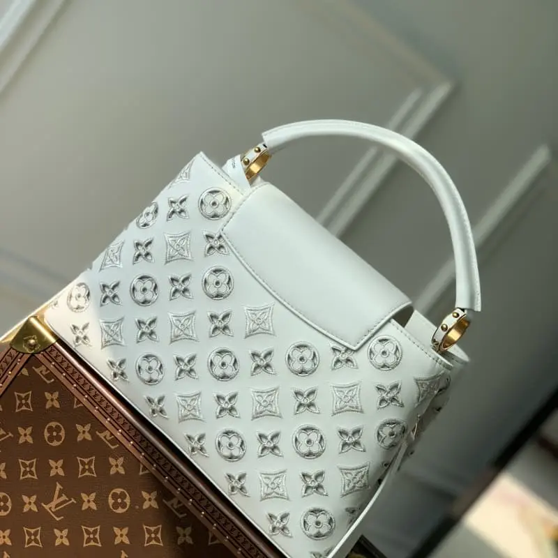 M22863 Embroidery White 31.5x20x11cm High Quality Bags - Image 3