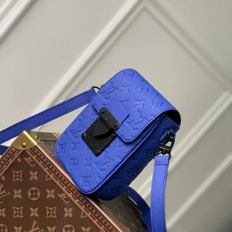 M82568 blue 12x19x7cm High Quality Bags - Image 3