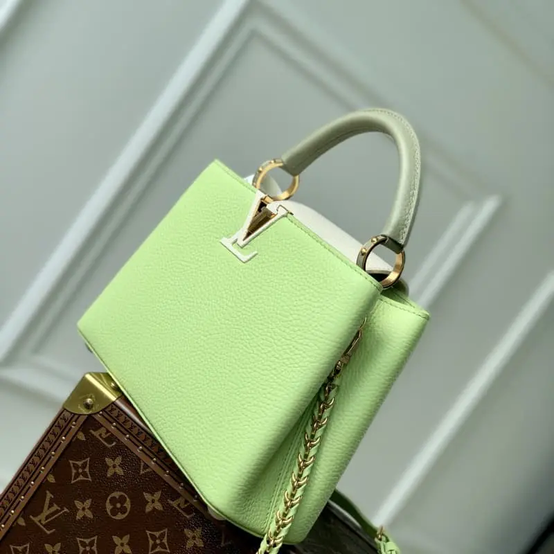 M21689 Green with White 27x18x9cm High Quality Bags - Image 3