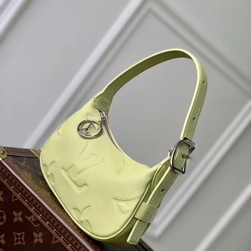 M82425 Green 20.5x11x5cm High Quality Bags - Image 3