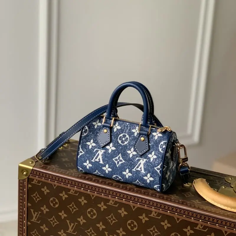 M81168 16x10x7.5cm High Quality Bags - Image 2