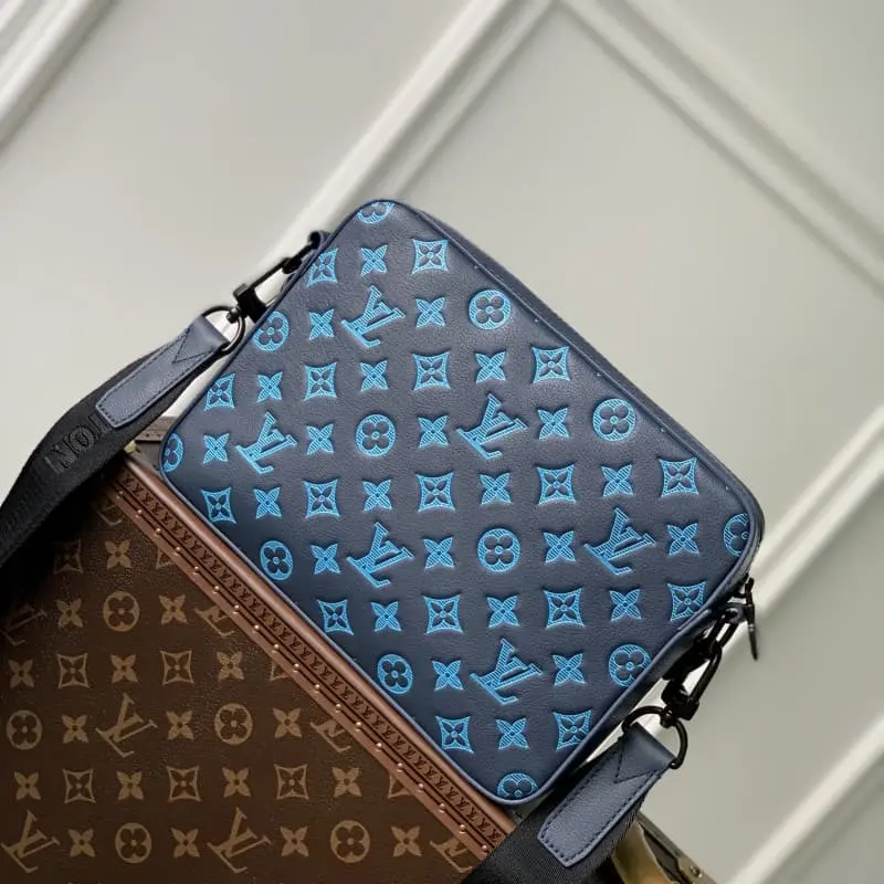 M46604 Blue 25x18.5x7cm High Quality Bags - Image 3