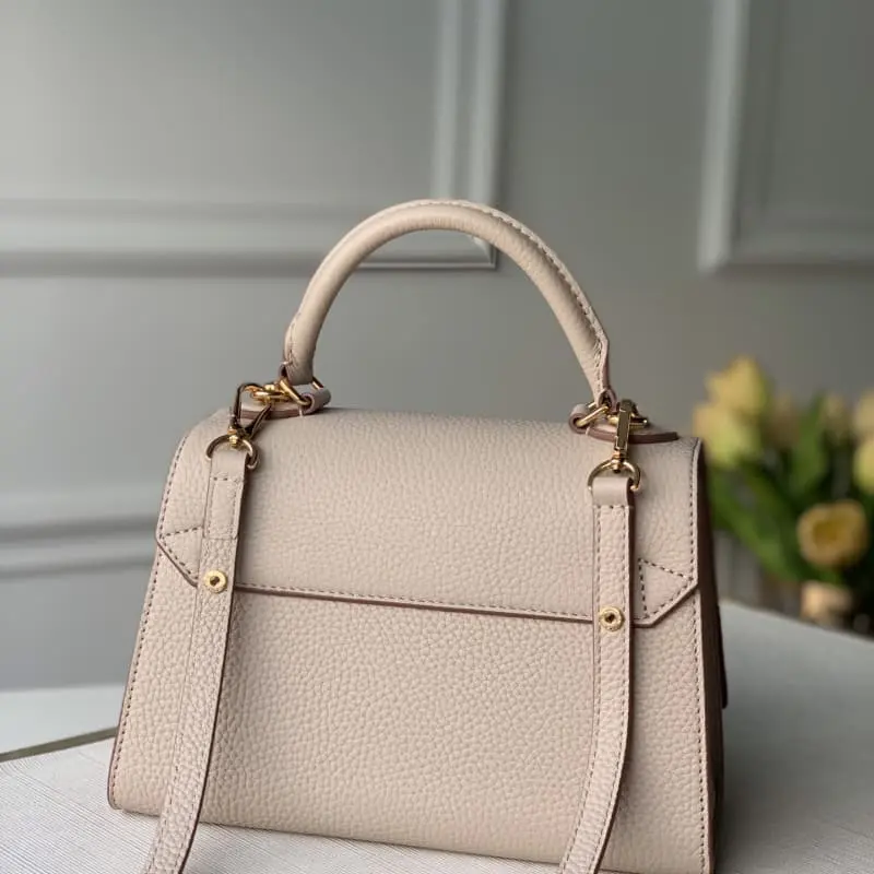 M57214 17x25x11cm High Quality Bags - Image 2