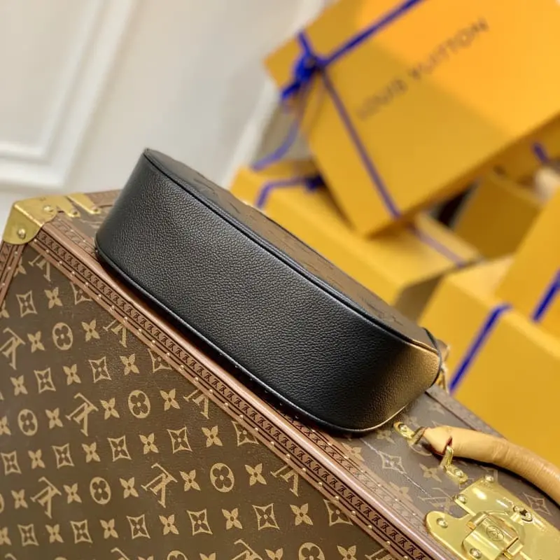 M46002 22x14x9cm High Quality Bags - Image 3