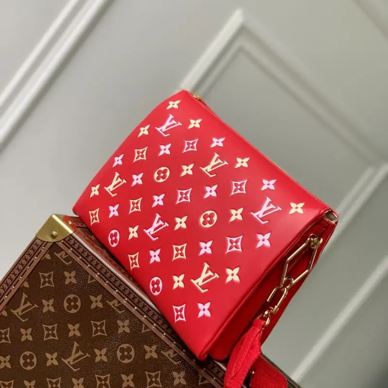 M22397 26x20x12cm High Quality Bags - Image 3