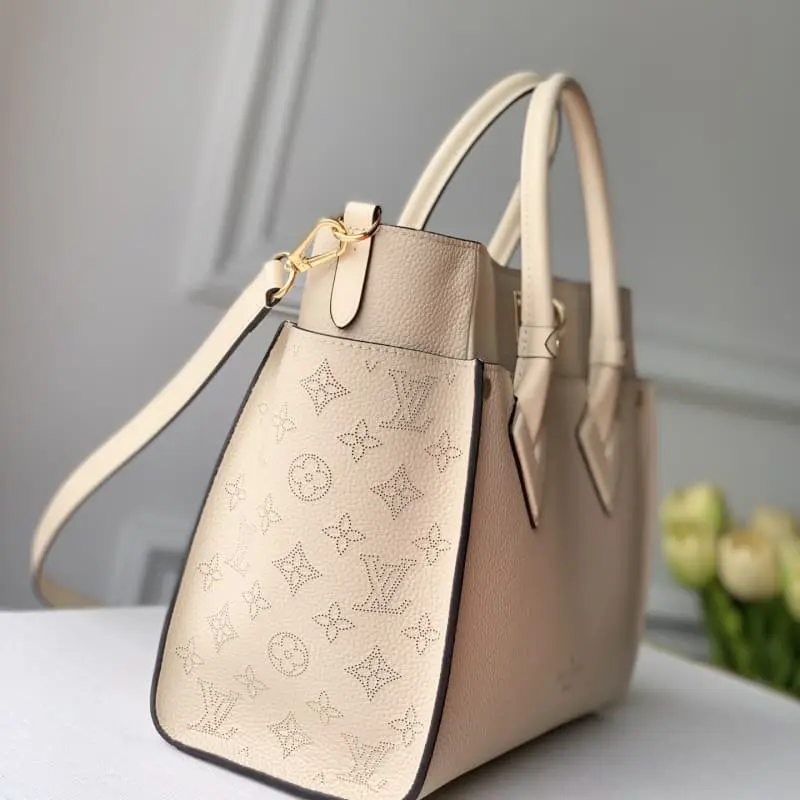 M53826 S1 30.5x24.5x14cm High Quality Bags - Image 3