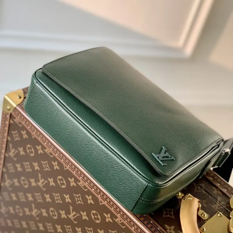 M30861 26x20x7cm High Quality Bags - Image 3