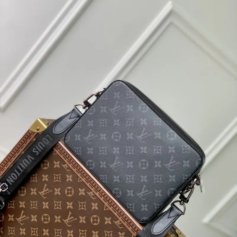 M69443 18.5x7x25cm High Quality Bags - Image 3