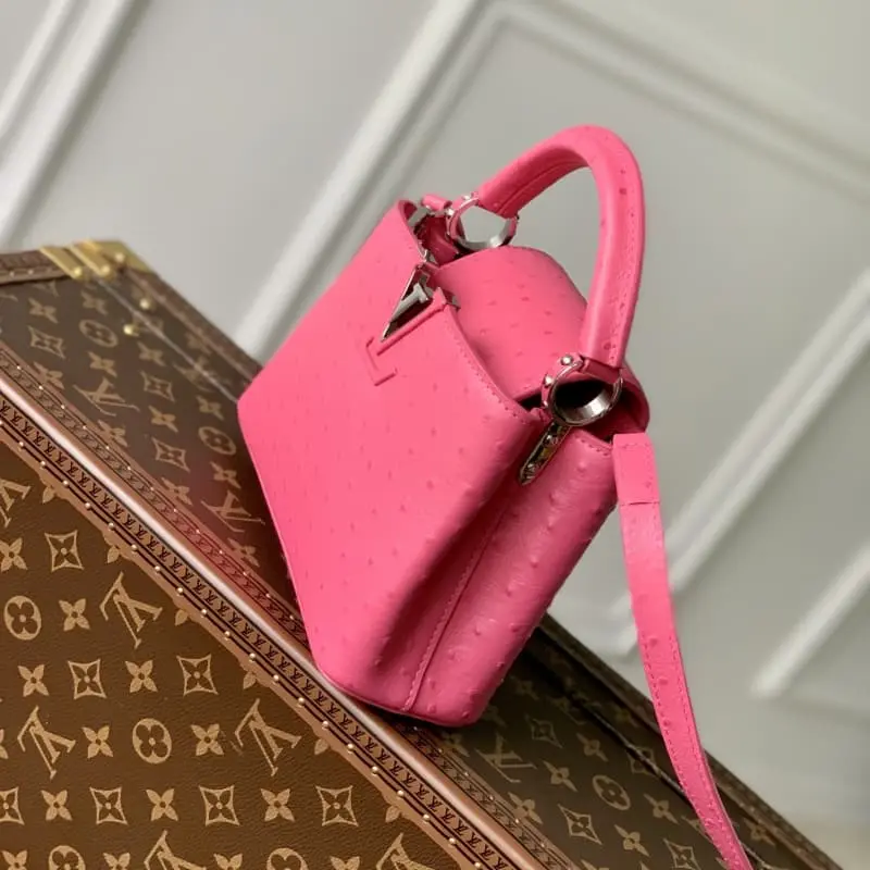 M93483 21x14x8cm High Quality Bags - Image 3