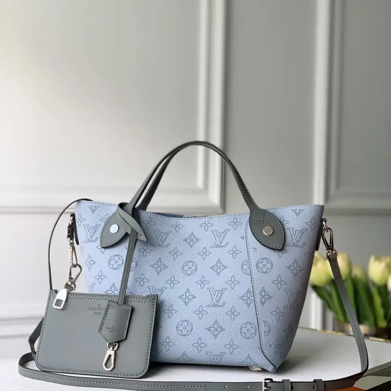 M54350 S1 23x21x13cm High Quality Bags