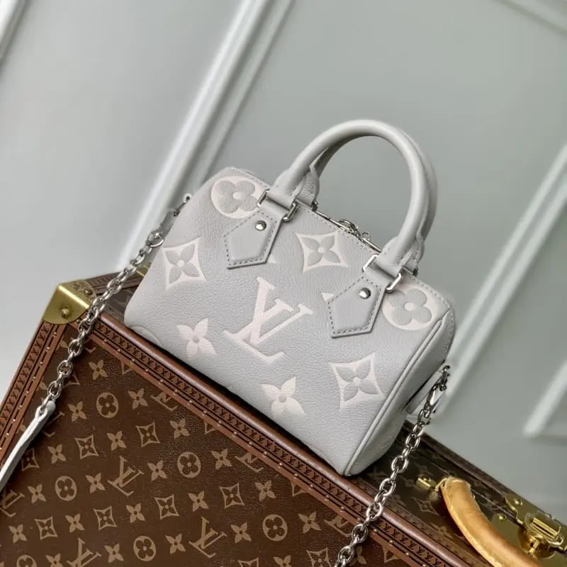 M14207 13.5x12x20.5cm High Quality Bags - Image 3