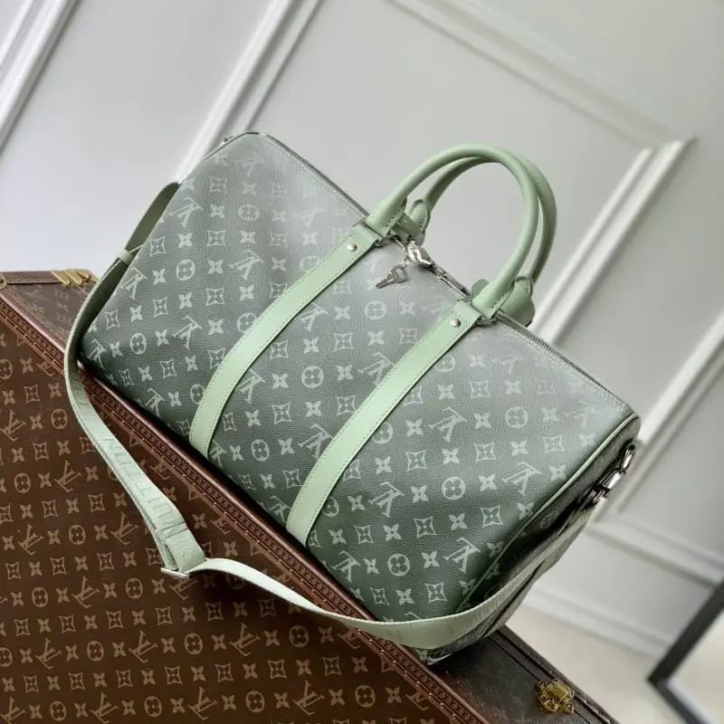 M11718 27x20x45cm High Quality Bags - Image 3