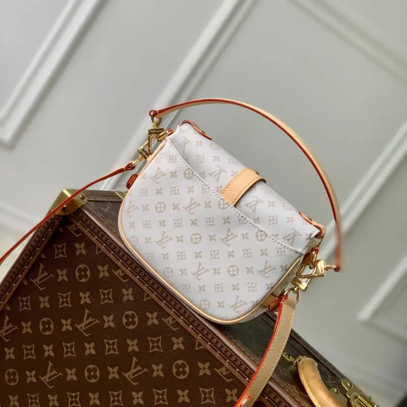 M12327 20x16x7.5cm High Quality Bags - Image 3