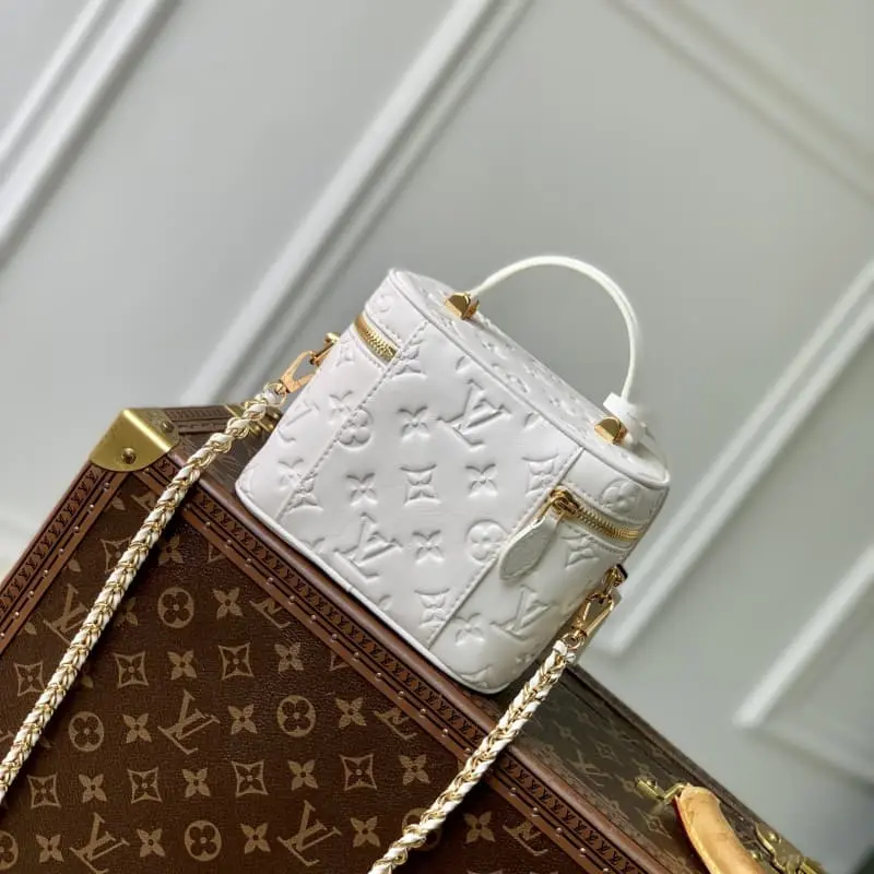 M25219 19x13x11cm High Quality Bags - Image 3