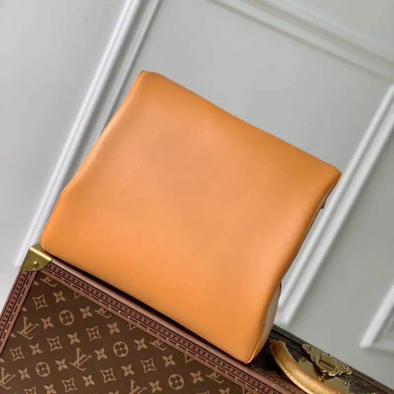 M24578 30x27x17cm High Quality Bags - Image 3