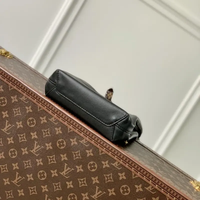 M11387 Black 17x17x7cm High Quality Bags - Image 3