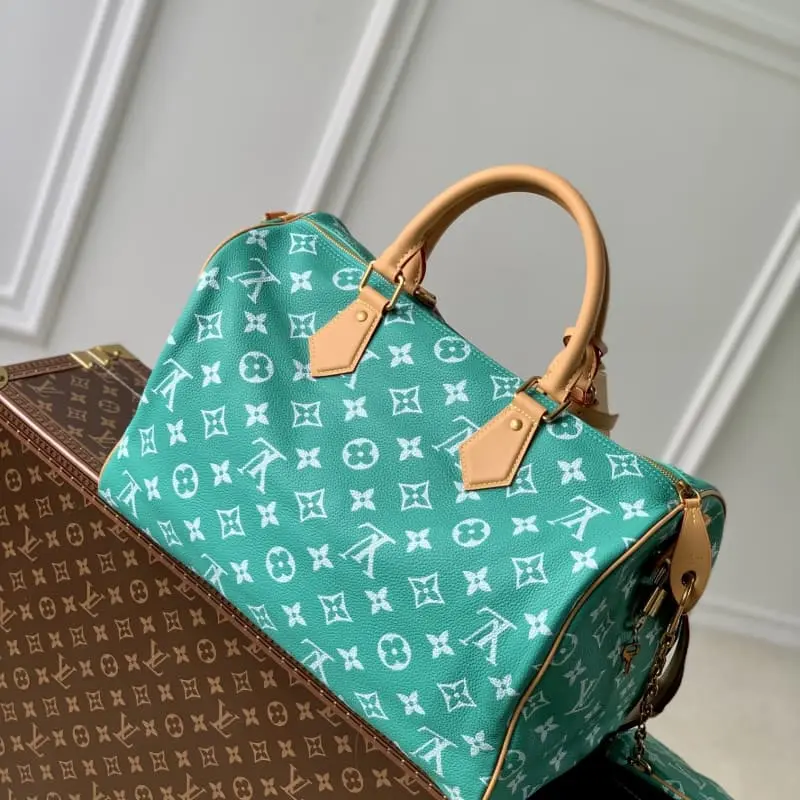 M24417 Green 40x26x23cm High Quality Bags - Image 3