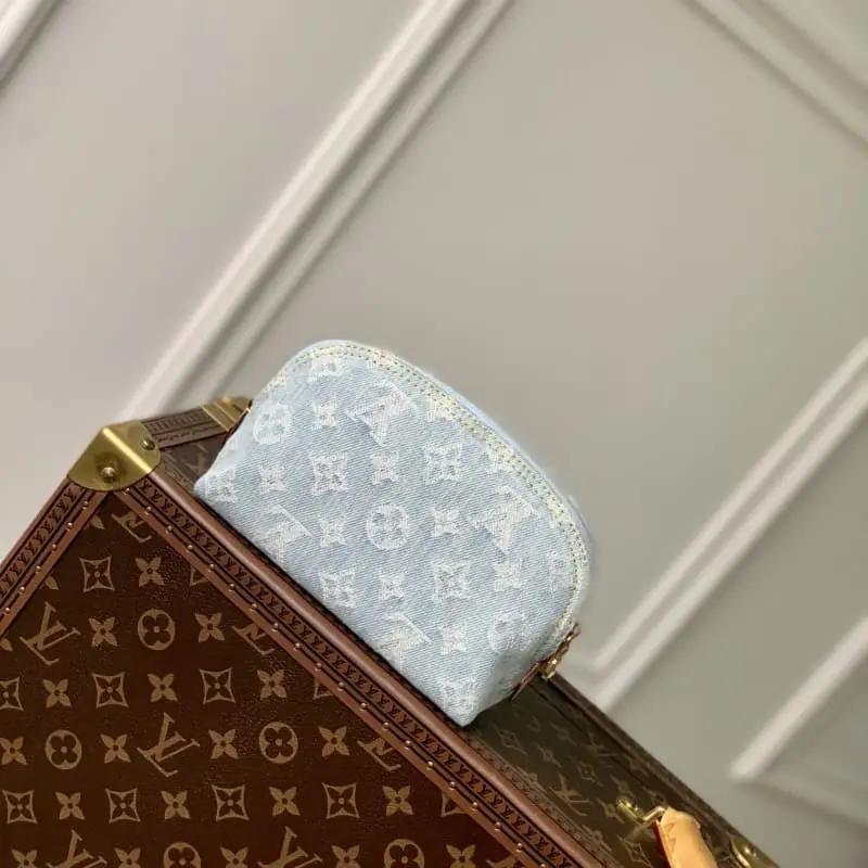 M83616 HH36 19x12x6cm High Quality Bags - Image 3