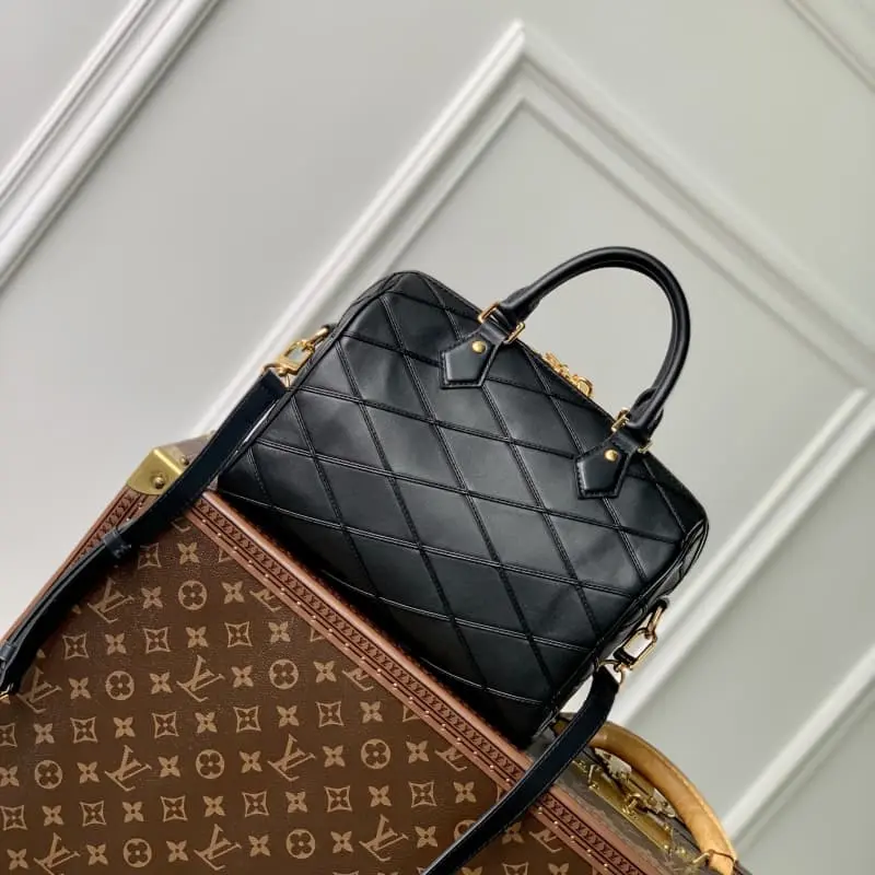 M24206 Black 25x19x15cm High Quality Bags - Image 3