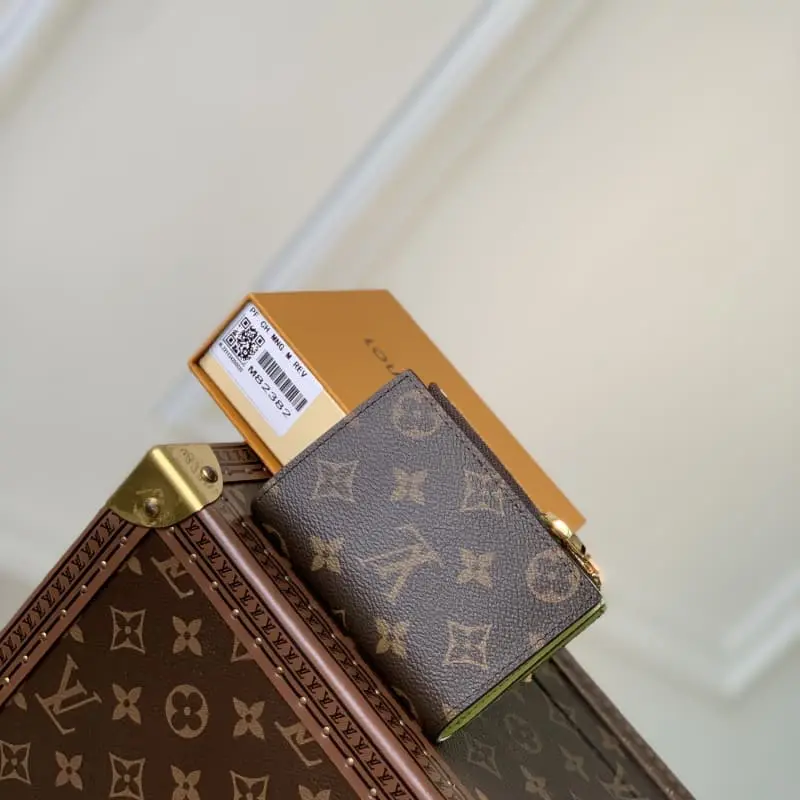 M82382 Green 9x11.5x1.5cm High Quality Bags - Image 2