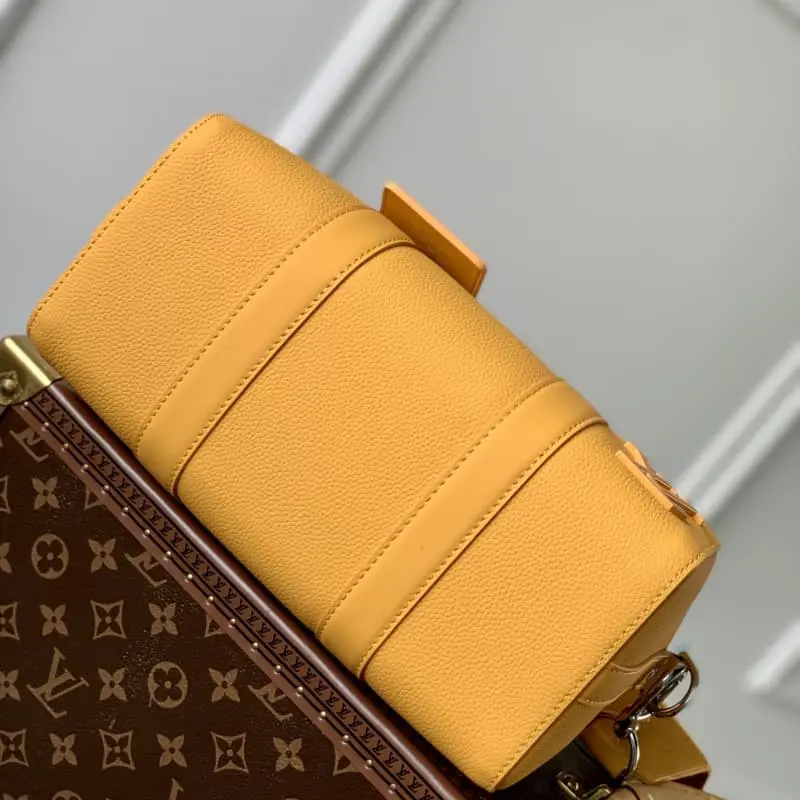 M21438 27x17x13cm High Quality Bags - Image 3