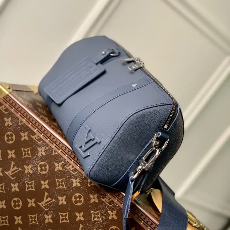 M21438 S1 27x17x13cm High Quality Bags - Image 3