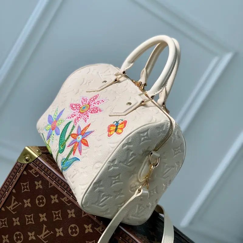 M46415 White flowers 25x19x15cm High Quality Bags - Image 3