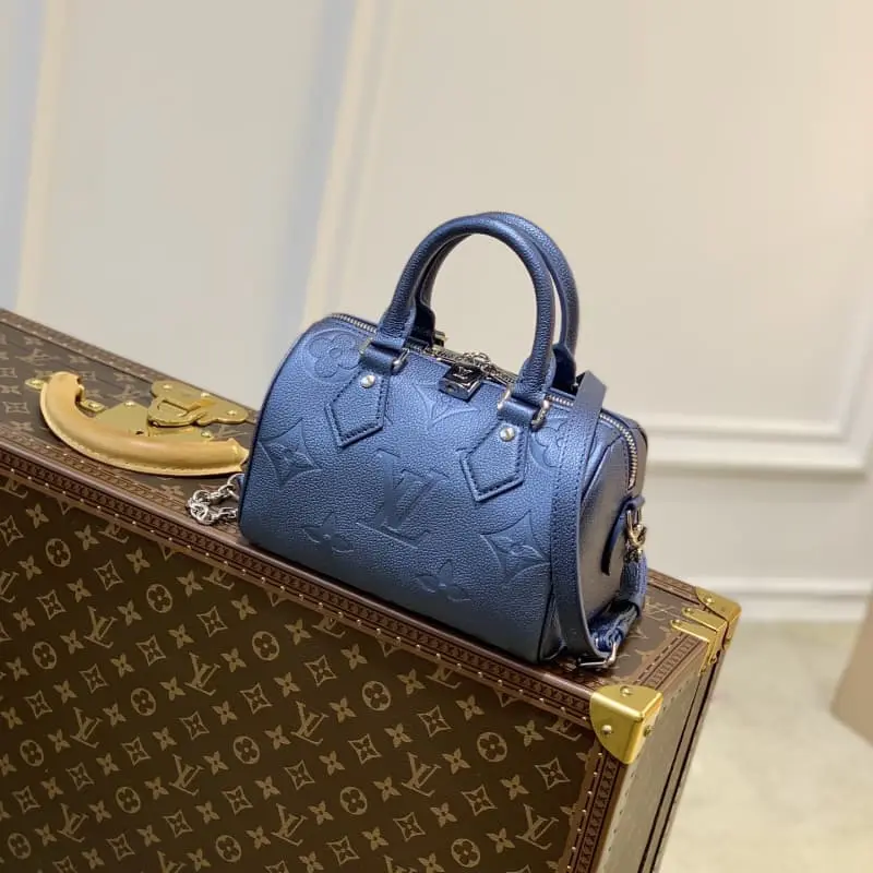 M58958 20.5x13.5x12cm High Quality Bags - Image 2