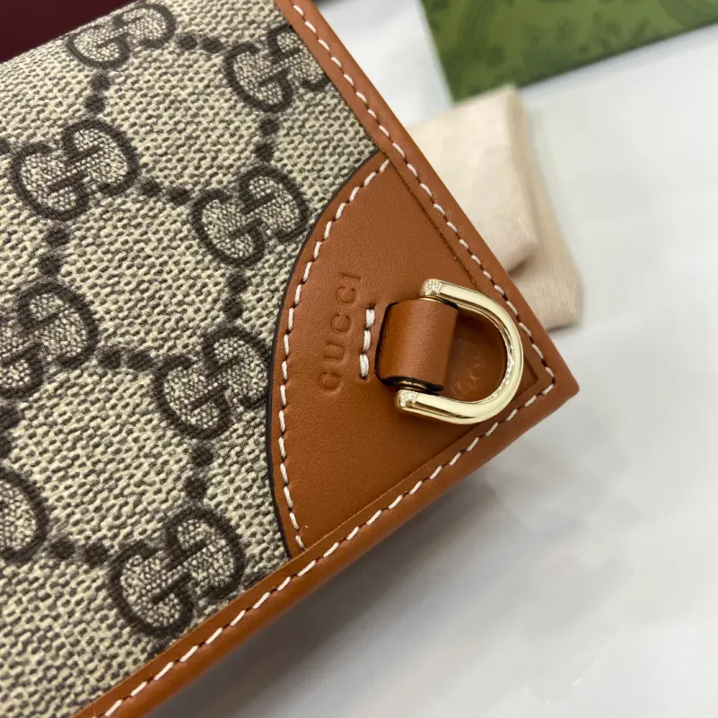 820692 CM 5 High-Quality Bags - Image 6