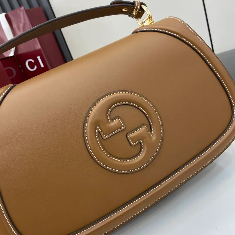 815716 CM 3 High-Quality Bags - Image 5