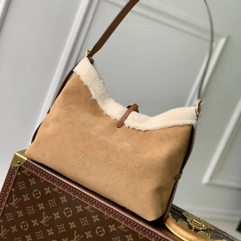 M11843 24x12x29cm High Quality Bags - Image 3