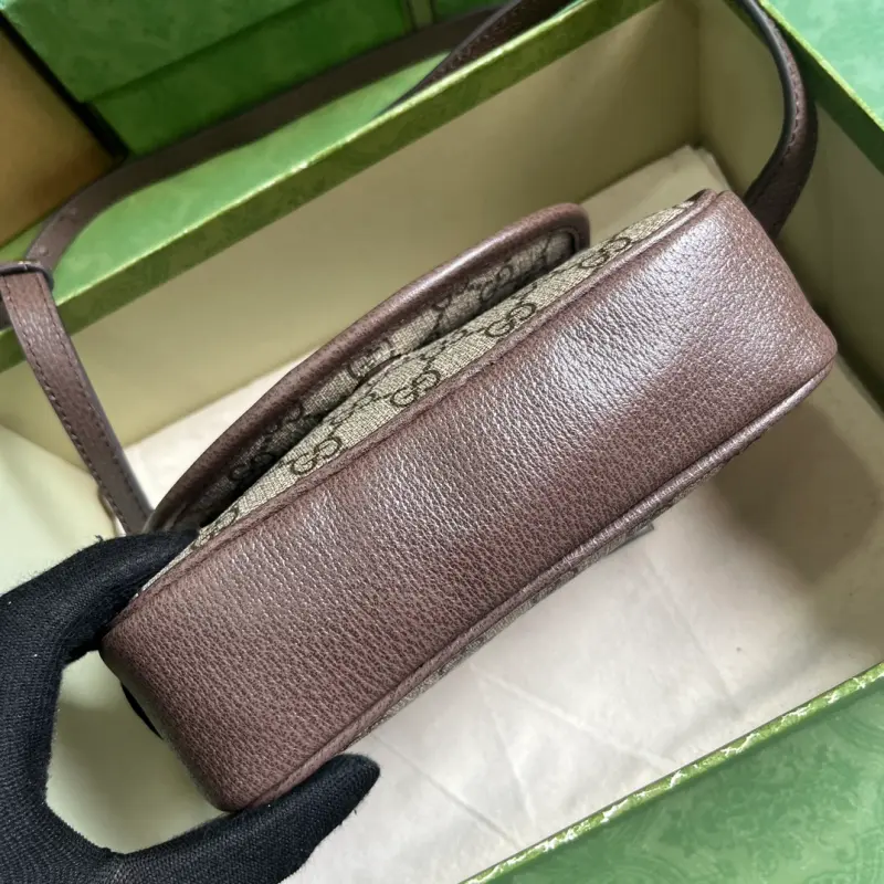 772239 CM 2 High-Quality Bags - Image 3