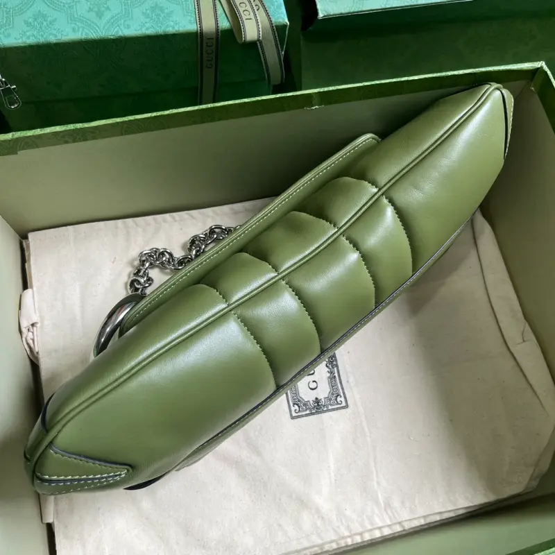 764255 CM 4 High-Quality Bags - Image 3