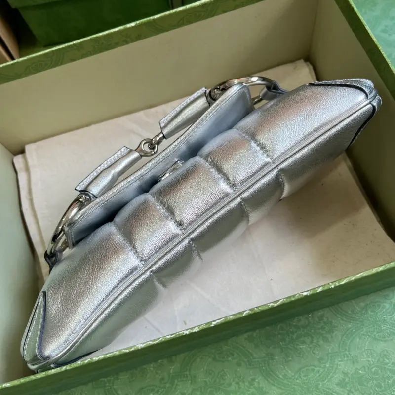 764339 CM 3 High-Quality Bags - Image 3