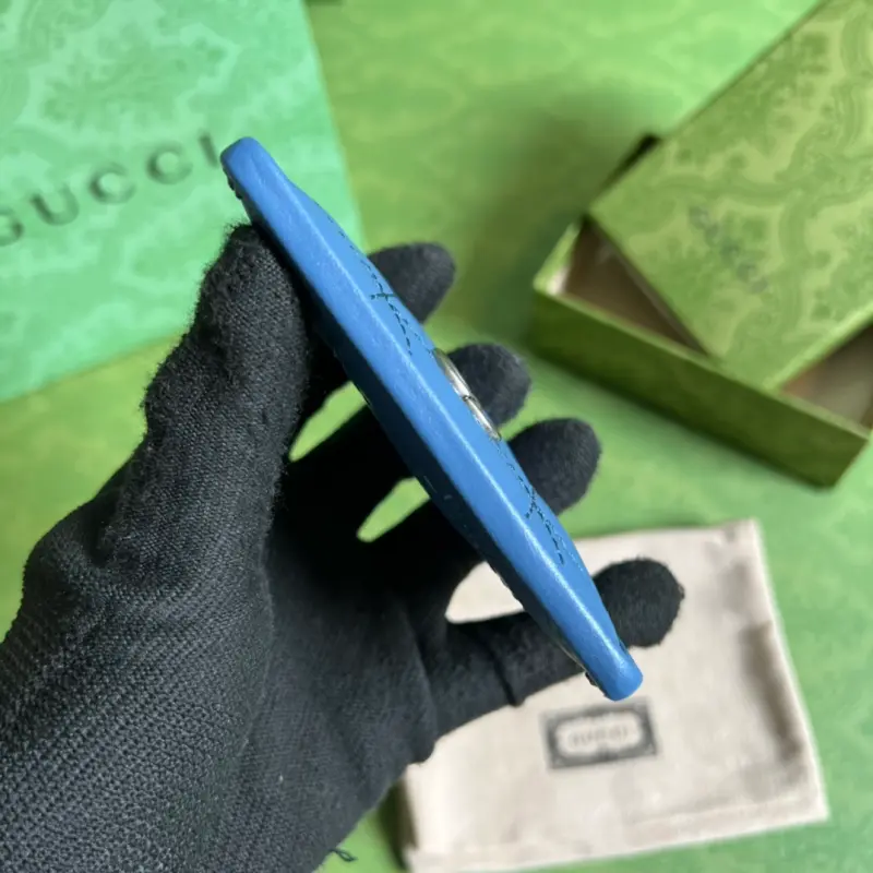 443127 CM 4 High-Quality Bags - Image 3