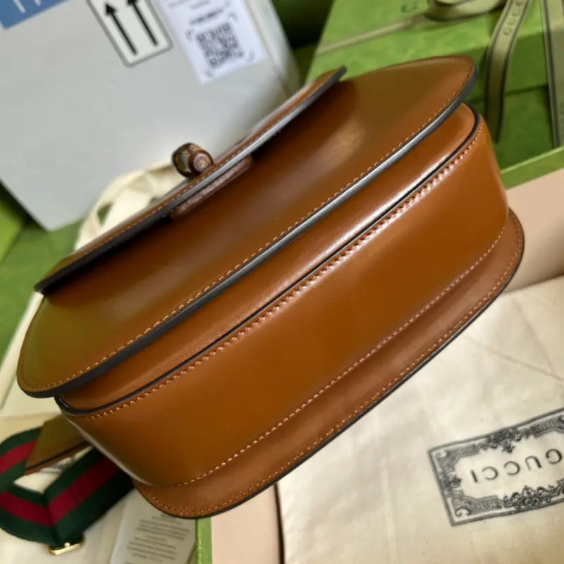 675797 CM 8 High-Quality Bags - Image 3