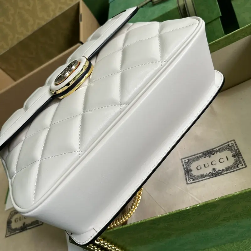 740834 CM 3 High-Quality Bags - Image 3