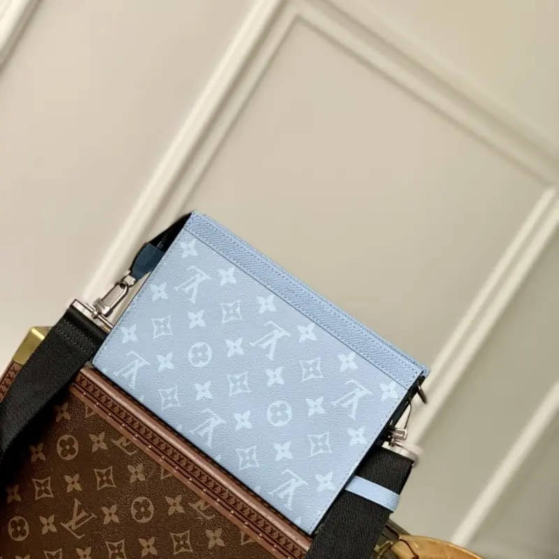 M14114 22x14.5x4.5cm High Quality Bags - Image 3